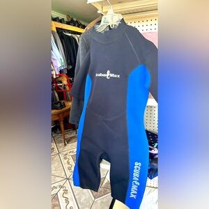 Diving wetsuits